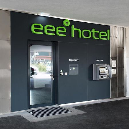 Eee Hotel טראון מראה חיצוני תמונה