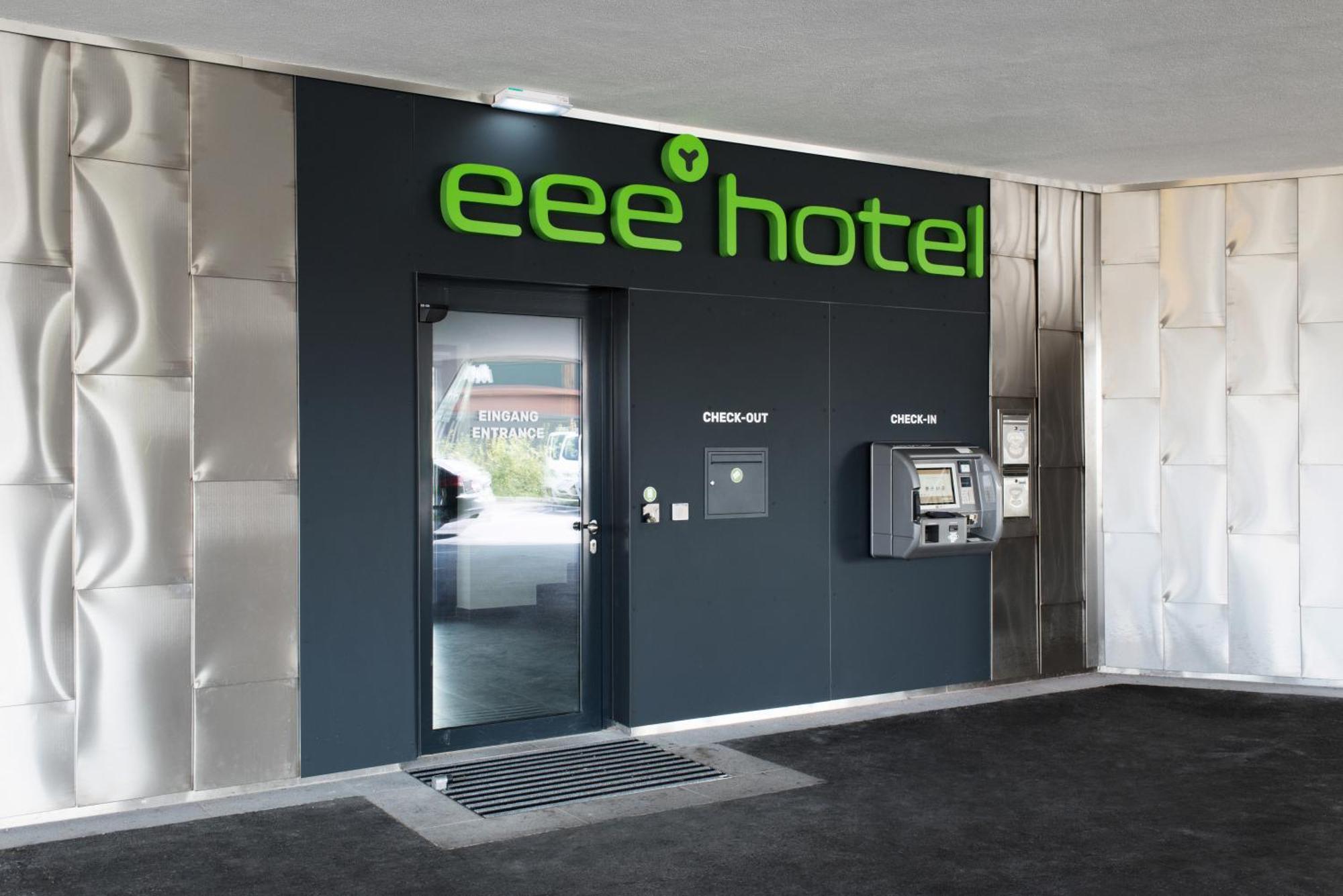 Eee Hotel טראון מראה חיצוני תמונה